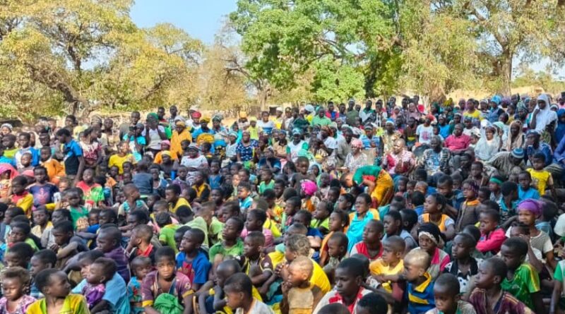 𝐀̀ 𝐁𝐚𝐧𝐟𝐨𝐫𝐚, 𝐥𝐞 𝐏𝐫𝐨𝐣𝐞𝐭 𝐁𝐞𝐧 𝐊𝐚𝐝𝐢 𝐟𝐚𝐢𝐭 𝐝𝐮 𝐭𝐡𝐞́𝐚̂𝐭𝐫𝐞 𝐟𝐨𝐫𝐮𝐦 𝐮𝐧 𝐥𝐞𝐯𝐢𝐞𝐫 𝐬𝐭𝐫𝐚𝐭𝐞́𝐠𝐢𝐪𝐮𝐞 𝐩𝐨𝐮𝐫 𝐫𝐞𝐧𝐟𝐨𝐫𝐜𝐞𝐫 𝐥𝐚 𝐜𝐨𝐡𝐞́𝐬𝐢𝐨𝐧 𝐬𝐨𝐜𝐢𝐚𝐥𝐞 𝐞𝐭 𝐩𝐫𝐨𝐭𝐞́𝐠𝐞𝐫 𝐥𝐞𝐬 𝐩𝐥𝐮𝐬 𝐯𝐮𝐥𝐧𝐞́𝐫𝐚𝐛𝐥𝐞𝐬.