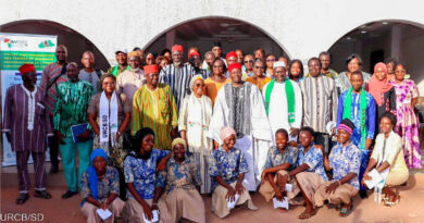 Le chef de Dédougou, sa Majesté le Mâssa, prend un engagement fort pour la Scolarisation et le Maintien des filles à l’école.